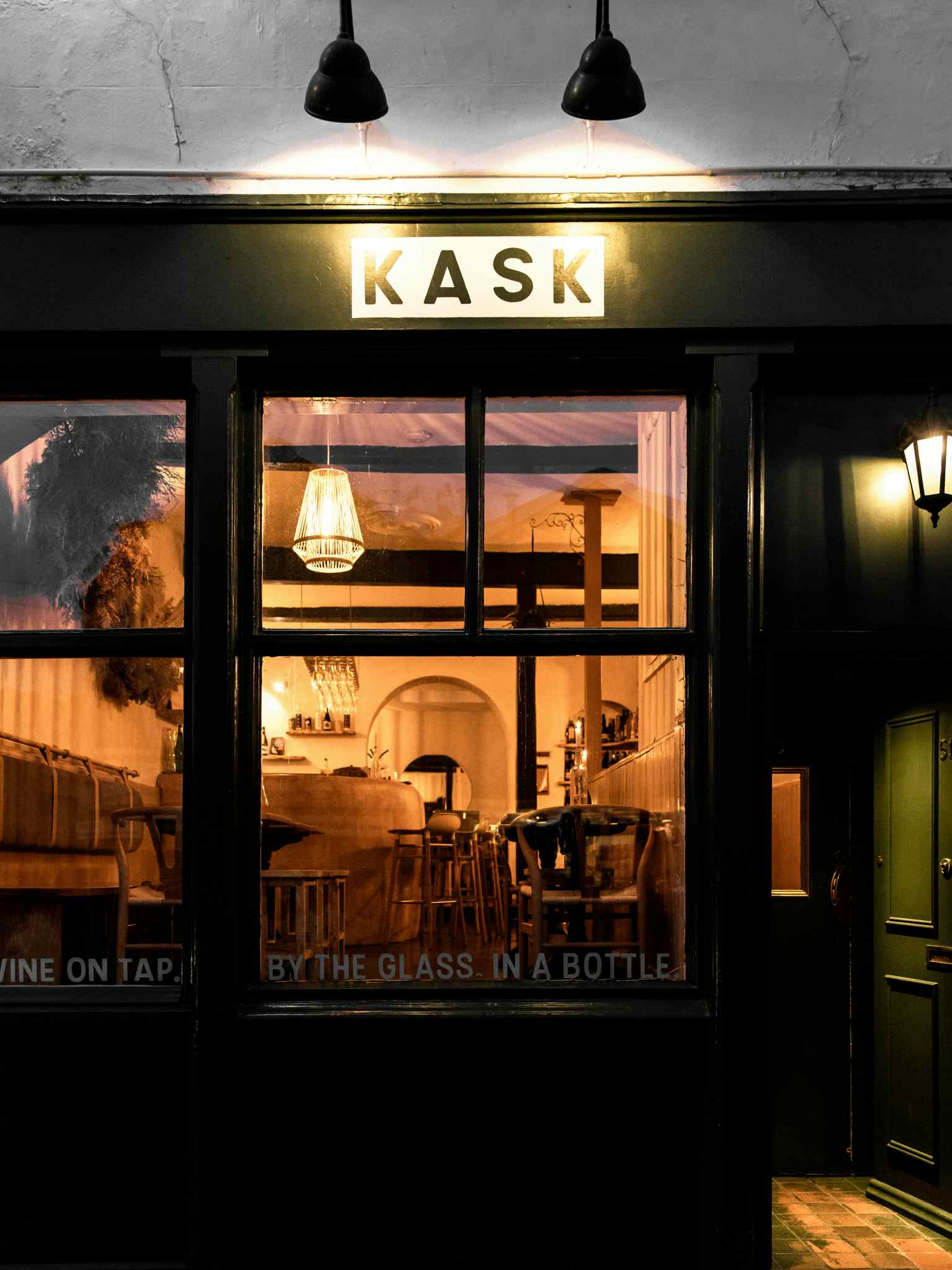 Bar and Garden, KASK 